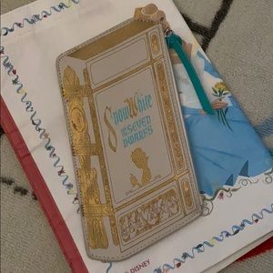 Limited Besame Snow White cosmetics pouch